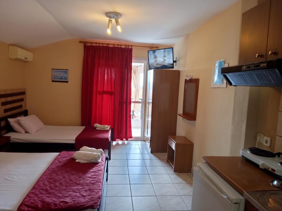 Villa Nikos Paralia ภายนอก รูปภาพ